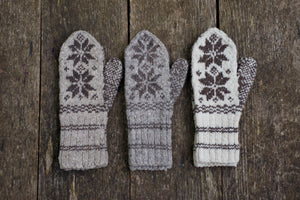 Snowflake Mittens - Handspun Wool - Light Grey